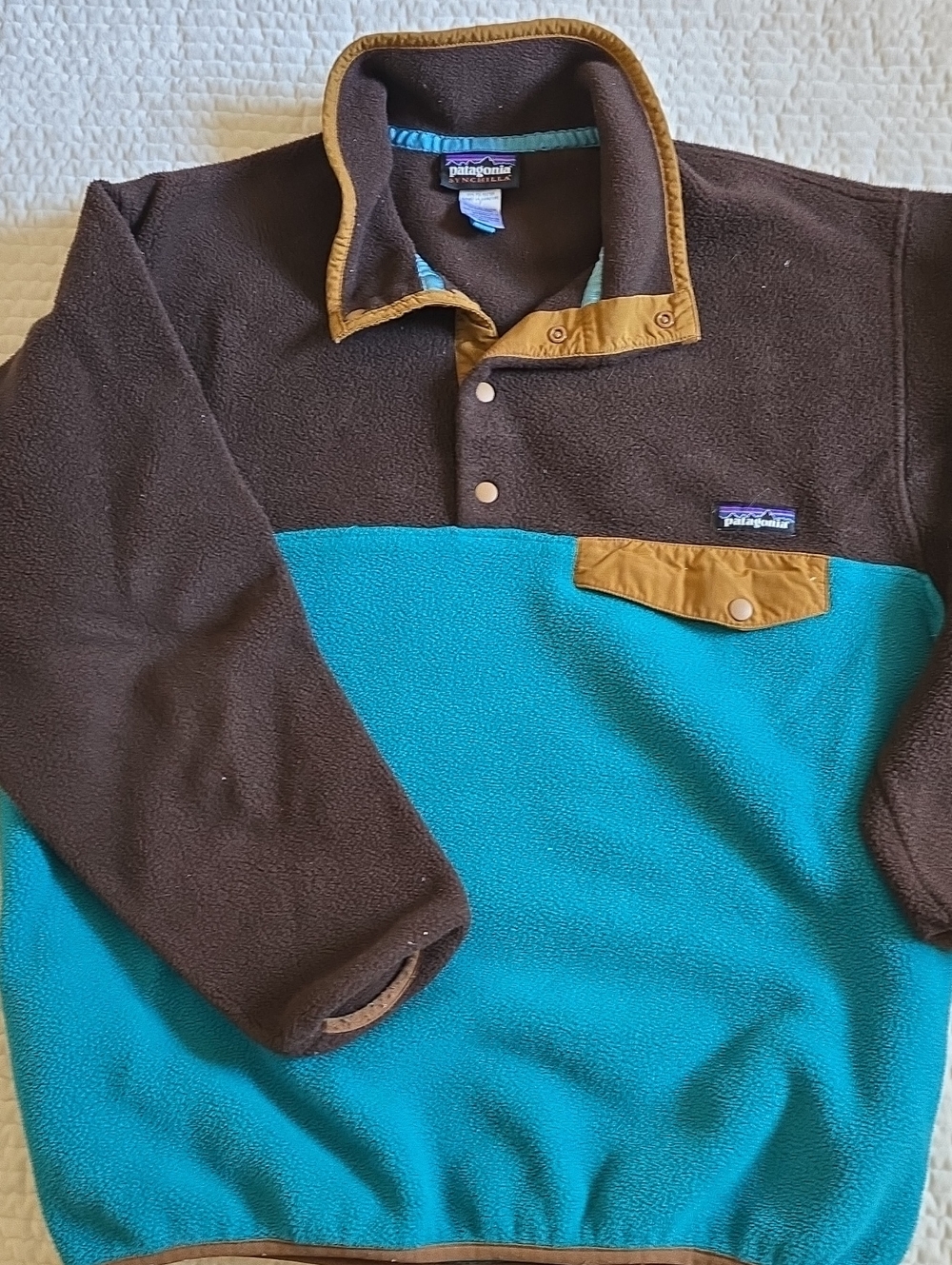 Patagonia Men’s Teal and Brown Pullover Fleece with Tan Trim - Size M